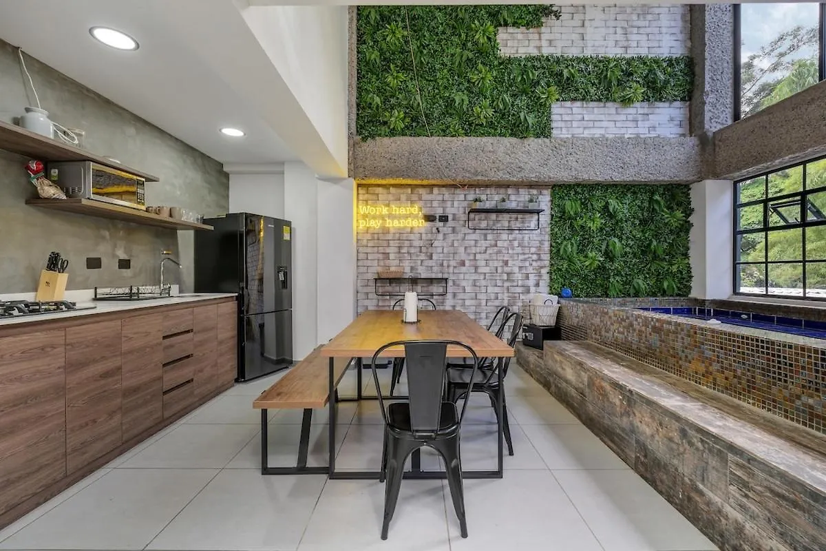 Nowa Terra Ph - Heated Small Pool, Bbq & Ac Lleras Park Medellin Colombia